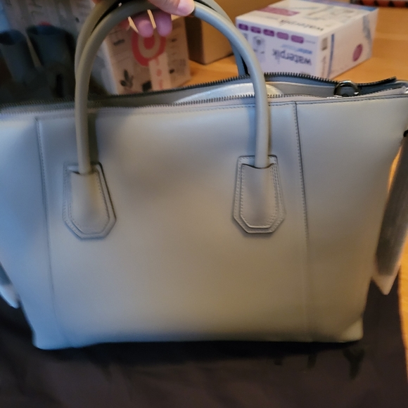 Givenchy medium soft antigona nwt - Picture 6 of 14